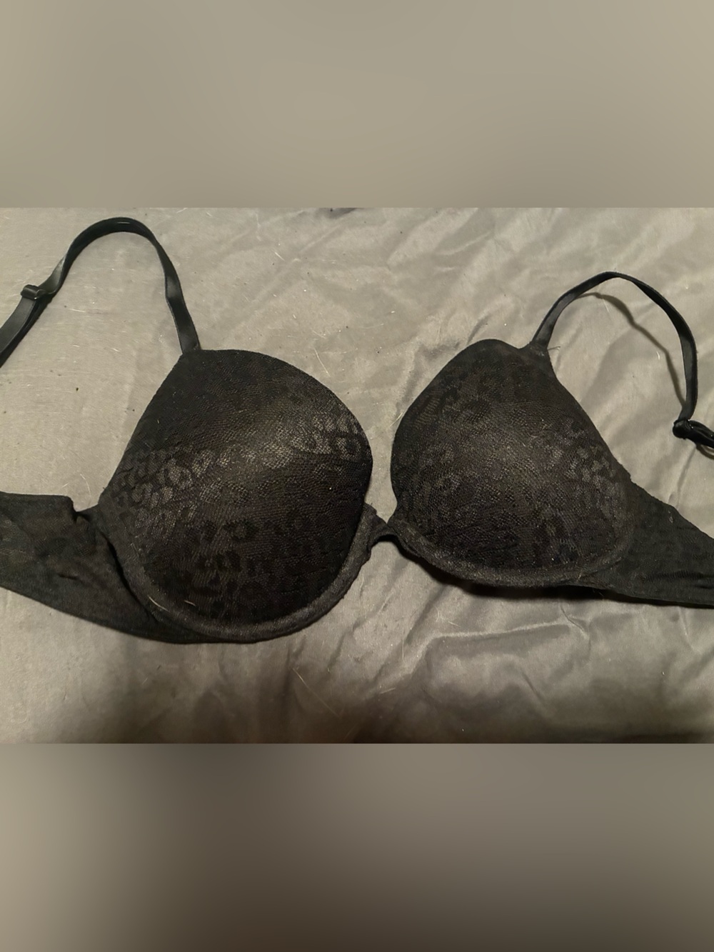 PINK Victoria's Secret Black Lace T-Shirt Bra